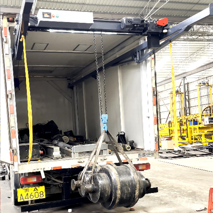 車載吊機(jī)模具行業(yè)應(yīng)用